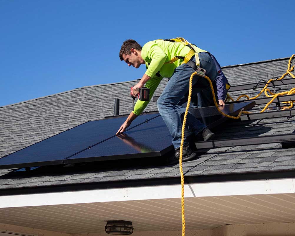Installation de panneaux solaires
